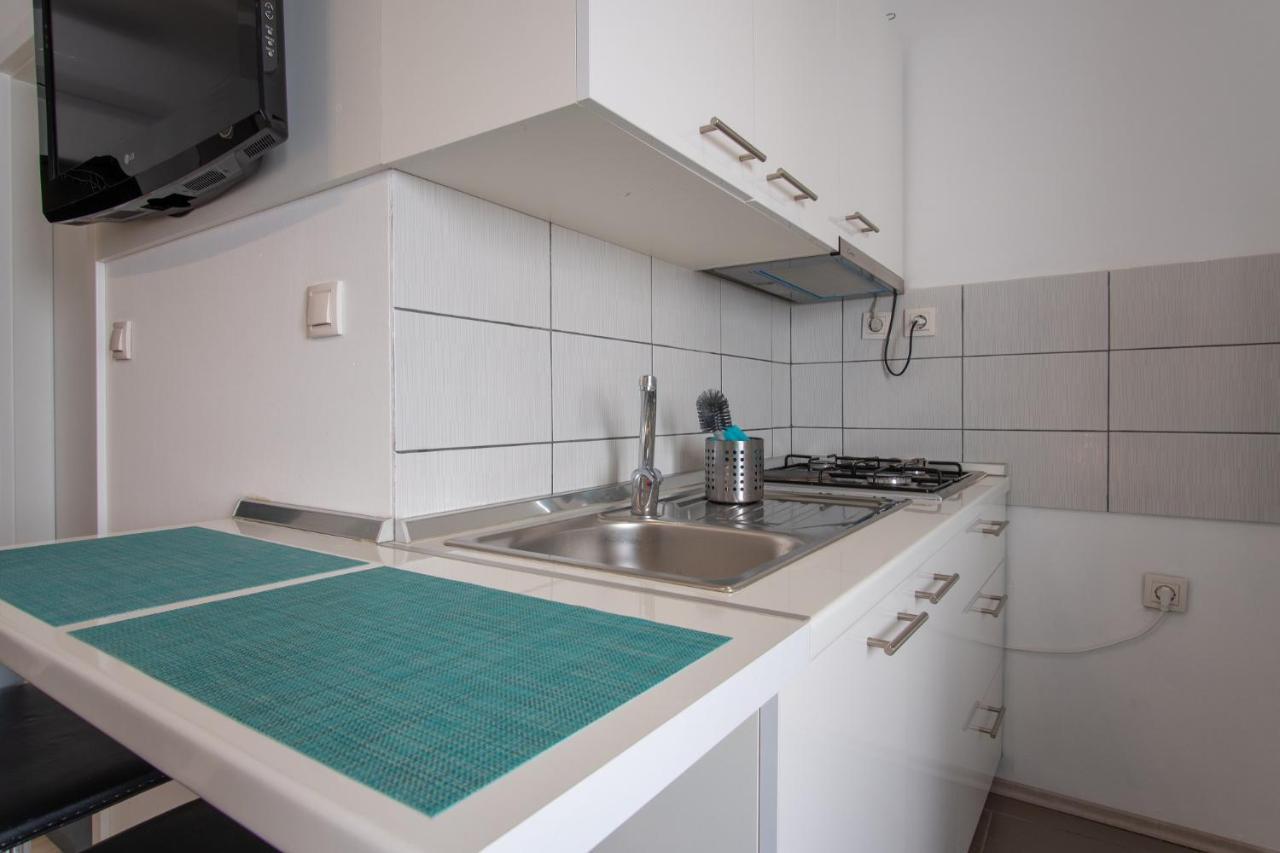 Private Holliday Apartment Паг Екстер'єр фото